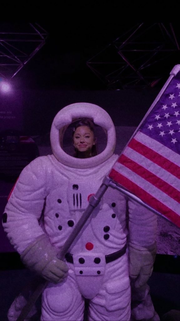 Ariana Grande Led Light Astronaut
