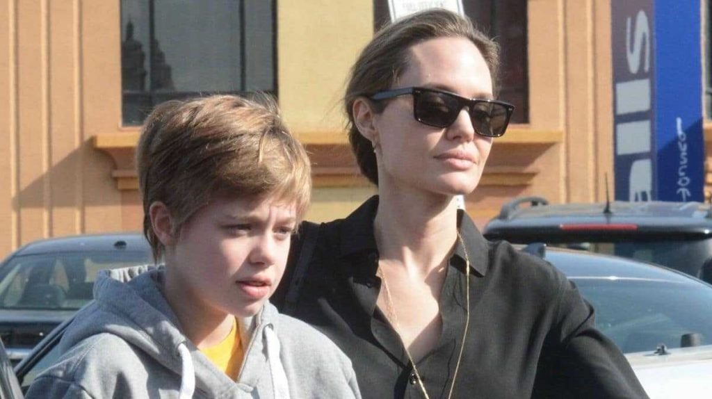 Angelina Jolie Eltern
