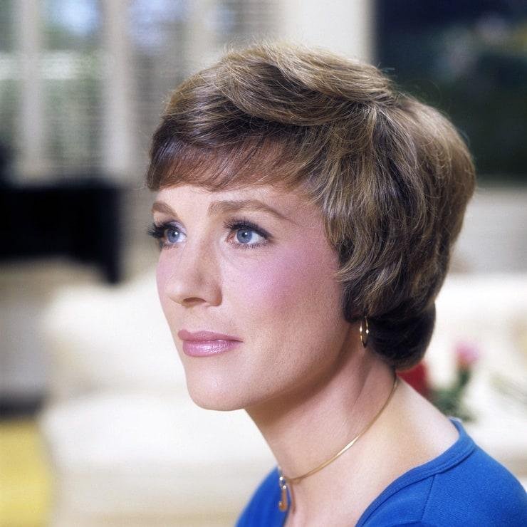 Julie Andrews Wiki