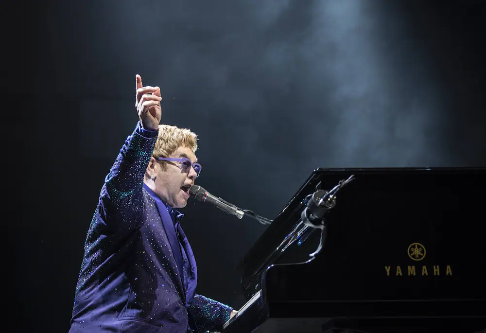 Elton John Krankheit 