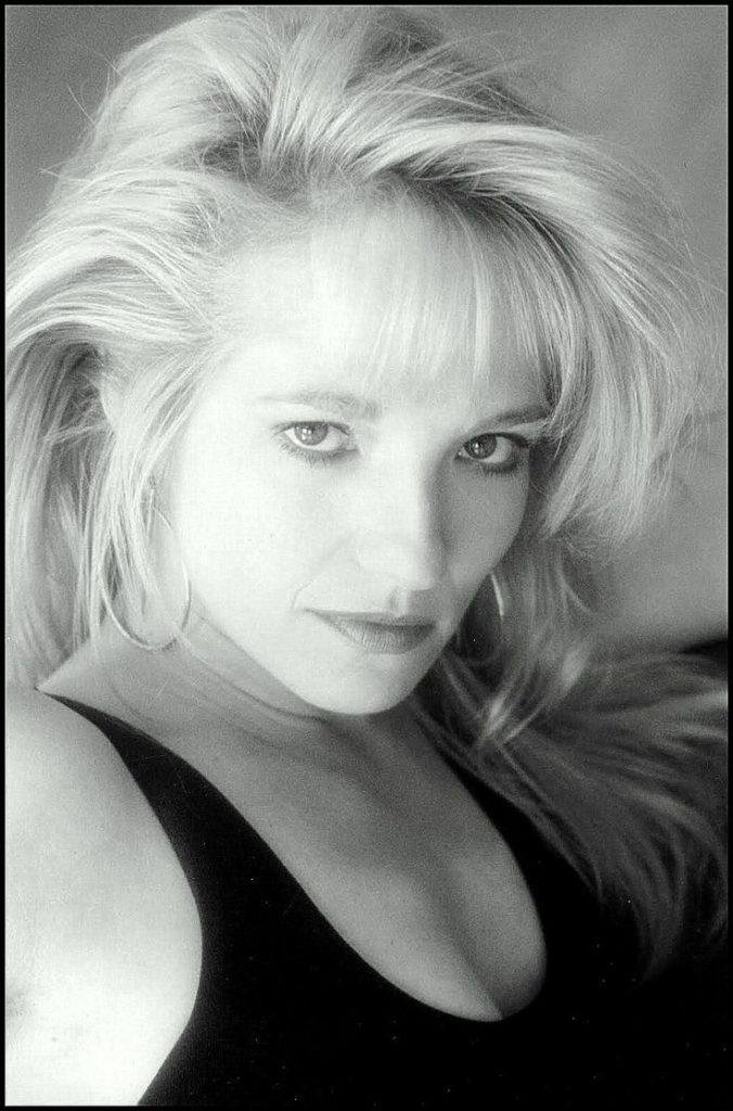 Ellen Barkin Jung