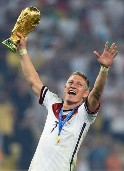 Größe Bastian Schweinsteiger