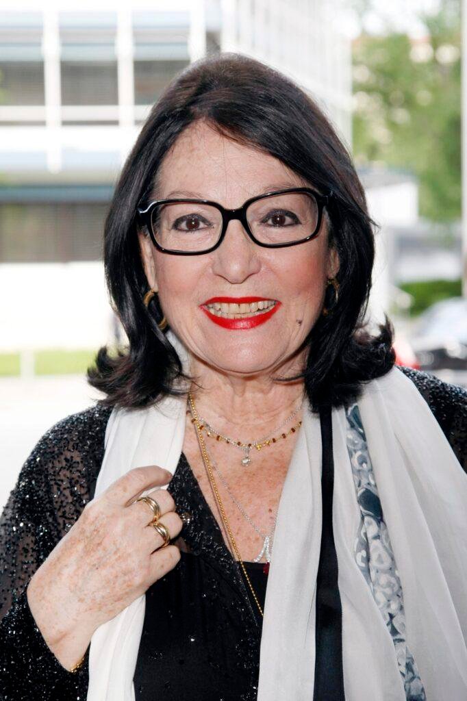 Nana Mouskouri Krank